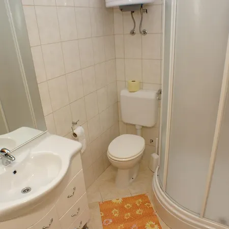 4198c Vodice